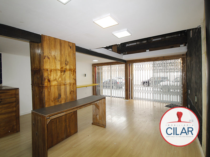 Loja para locacao no Centro em Curitiba com 70,00m² por R$ 1.950,00
