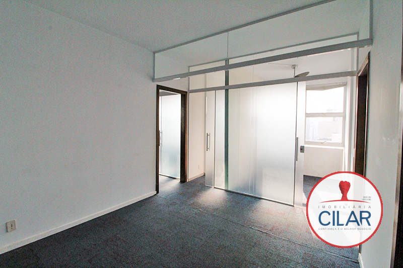 Imovel Comercial para locacao no Centro em Curitiba com 90,00m² por R$ 1.650,00