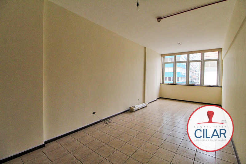 Imovel Comercial para venda no Centro em Curitiba com 42,38m² por R$ 100.000,00