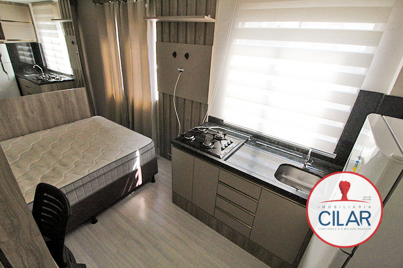 Kitinete para locacao no Centro em Curitiba com 30,84m² por R$ 1.500,00