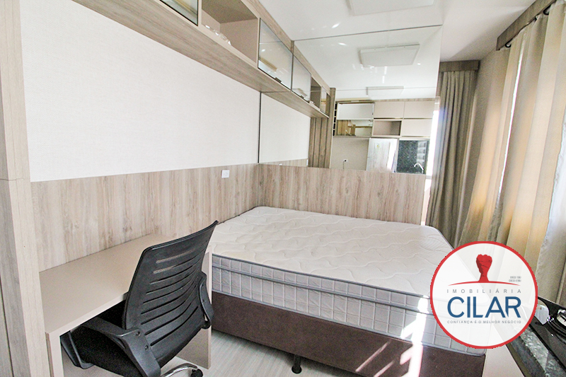 Kitinete para locacao no Centro em Curitiba com 30,84m² por R$ 1.500,00