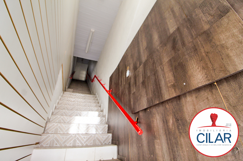 Imovel Comercial para locacao no Centro em Curitiba com 90,00m² por R$ 2.500,00