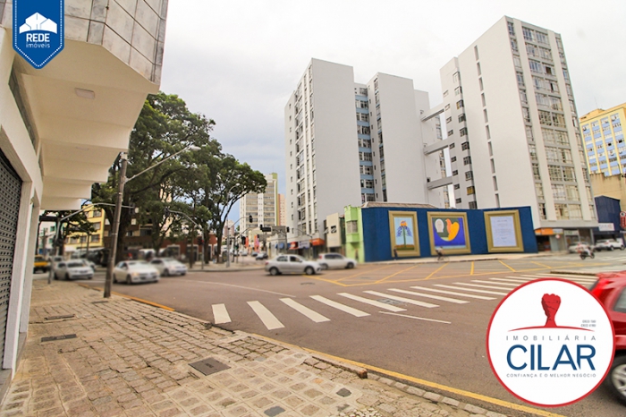 Loja para locacao no Centro em Curitiba com 385,80m² por R$ 6.900,00