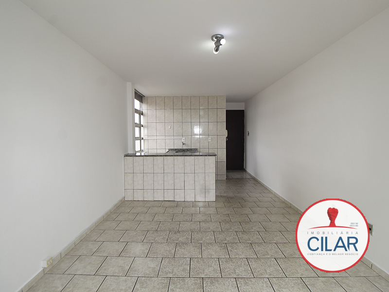 Kitinete para locacao no Centro em Curitiba com 31,34m² por R$ 1.200,00