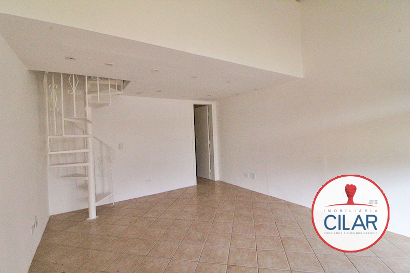 Loja para locacao no Centro Cívico em Curitiba com 33,00m² por R$ 2.350,00