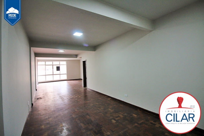 Imóveis Comerciais para locacao no Centro em Curitiba com 79,3m² por R$ 1.000,00
