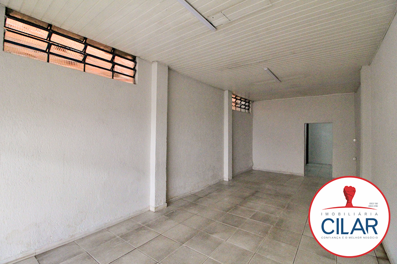 Loja para locacao no Centro em Curitiba com 34m² por R$ 1.000,00