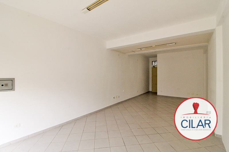 Loja para locacao no Cajuru em Curitiba com 54,00m² por R$ 1.290,00