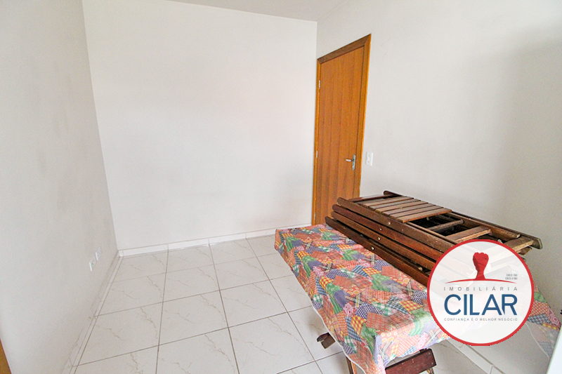 Kitinete para locacao no Capão Raso em Curitiba com 26,00m² por R$ 1.400,00