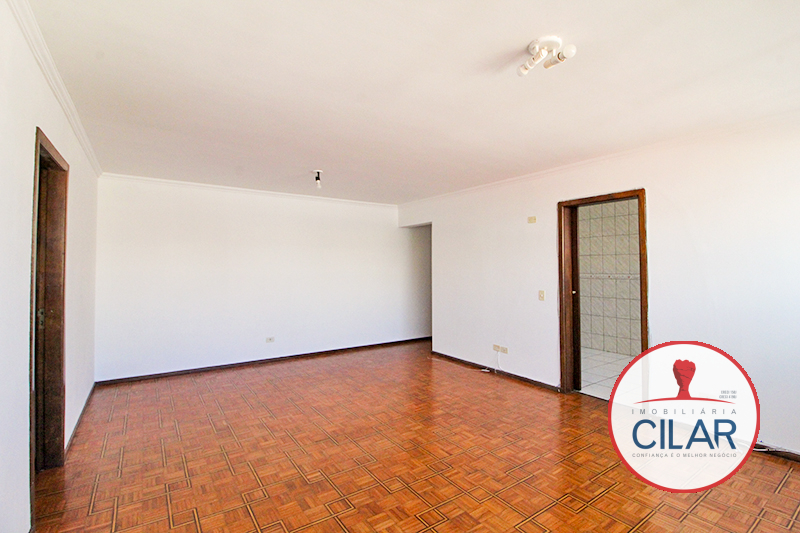 Apartamento para locacao no São Francisco em Curitiba com 178,7m² por R$ 2.500,00