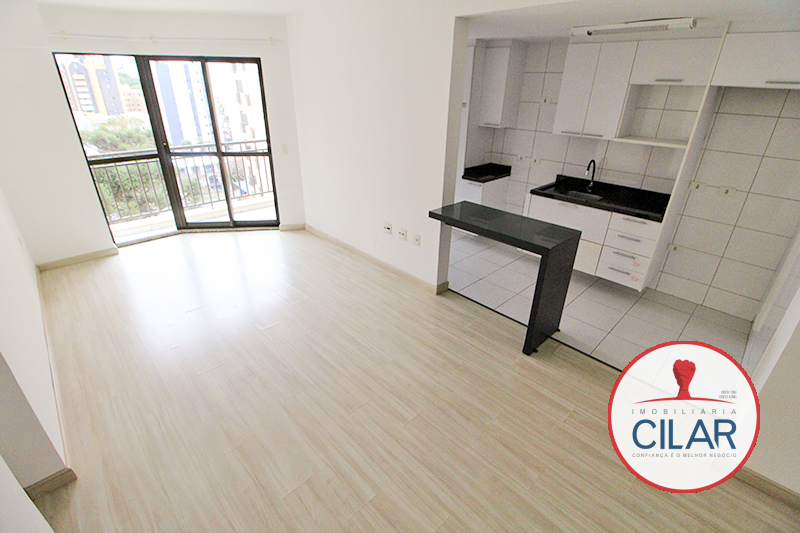 Apartamento para locacao no Centro em Curitiba com 110,23m² por R$ 2.980,00
