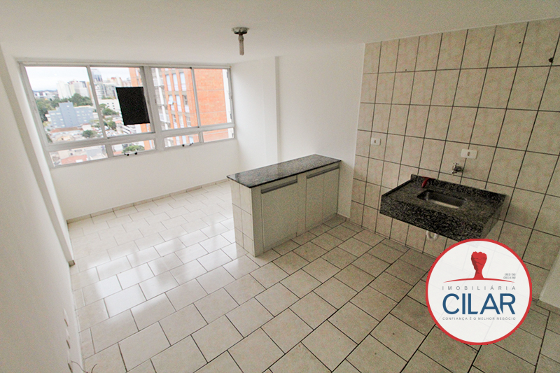 Kitinete para locacao no Centro em Curitiba com 31,34m² por R$ 1.250,00