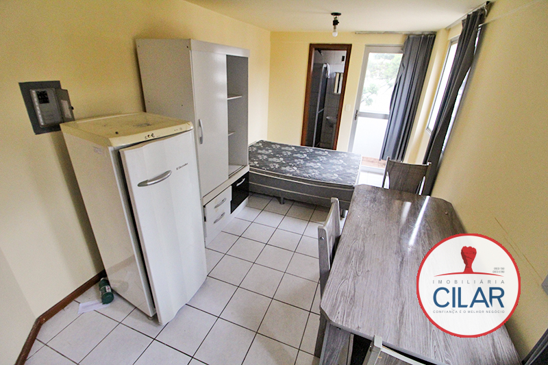 Kitinete para locacao no Bigorrilho em Curitiba com 37,00m² por R$ 1.400,00