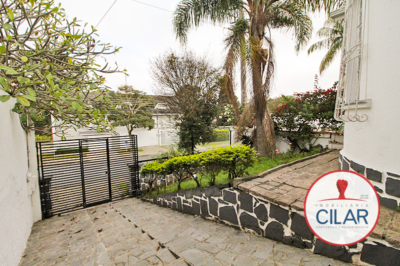 Casa para locacao no Mercês em Curitiba com 199,60m² por R$ 4.900,00