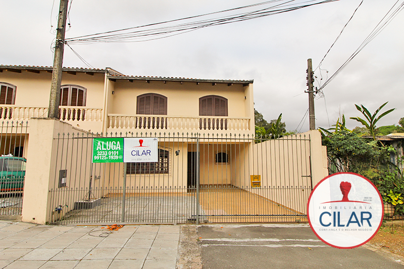 Sobrado para locacao no Xaxim em Curitiba com 175,00m² por R$ 3.550,00