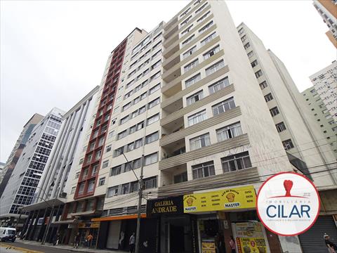 Apartamento para locacao no Centro em Curitiba com 88,50m² por R$ 1.700,00