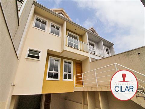 Sobrado para venda no Guabirotuba em Curitiba com 216,61m² por R$ 1.106.000,00
