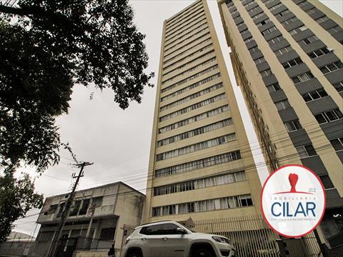 Apartamento para locacao no Centro em Curitiba com 128,30m² por R$ 1.750,00