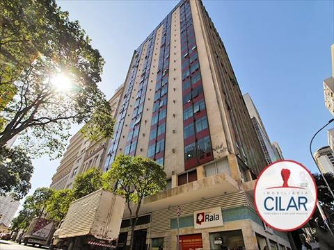 Imóveis Comerciais para locacao no Centro em Curitiba com 36m² por R$ 590,00