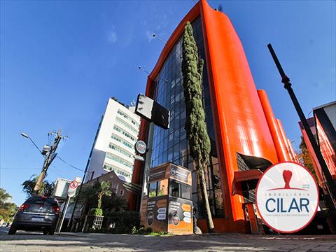 Apartamento para locacao no Batel em Curitiba com 84,16m² por R$ 2.000,00