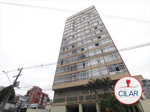 Kitinete para locacao no Centro em Curitiba com 31,34m² por R$ 1.200,00