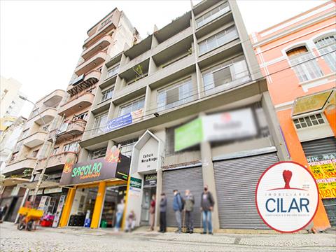 Imóveis Comerciais para locacao no Centro em Curitiba com 52m² por R$ 590,00