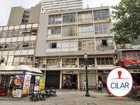 Imóveis Comerciais para locacao no Centro em Curitiba com 57m² por R$ 500,00