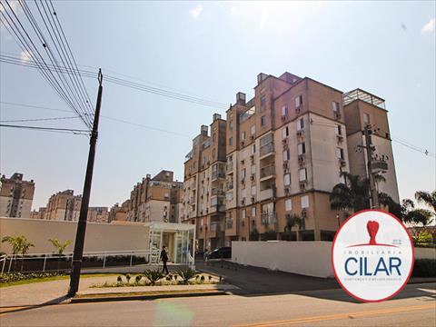 Cobertura para locacao no Xaxim em Curitiba com 189,9m² por R$ 2.200,00