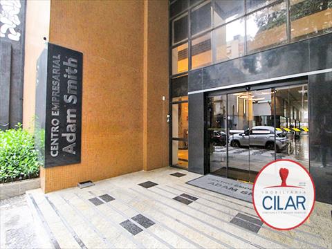 Loja para locacao no Centro em Curitiba com 89,00m² por R$ 2.700,00