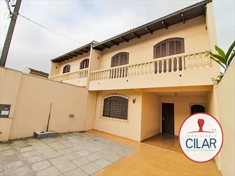 Sobrado para locacao no Xaxim em Curitiba com 175m² por R$ 3.650,00