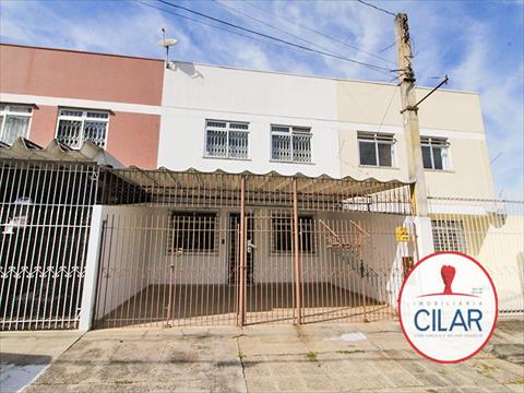 Sobrado para locacao no Parolin em Curitiba com 100m² por R$ 2.300,00
