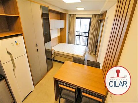 Apartamento para locacao no Centro em Curitiba com 21m² por R$ 1.990,00