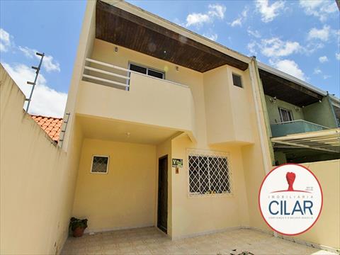 Sobrado para locacao no Jardim das Américas em Curitiba com 97m² por R$ 3.120,00