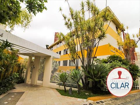 Apartamento para locacao no Centro Civico em Curitiba com 78m² por R$ 2.380,00