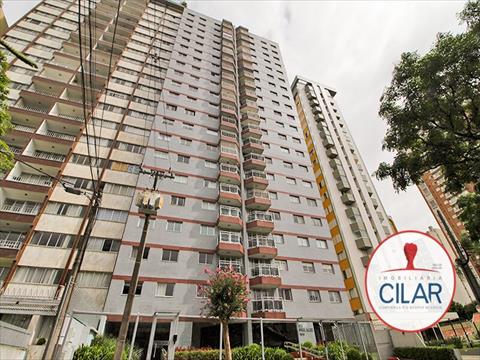 Apartamento para locacao no Rebouças em Curitiba com 93m² por R$ 2.700,00