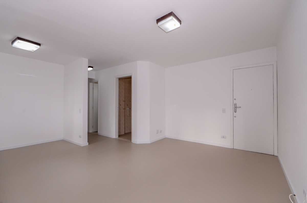 Apartamento para locacao no Água Verde em Curitiba com 99,30m² por R$ 2.200,00