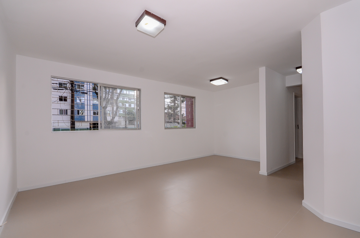 Apartamento para locacao no Água Verde em Curitiba com 99,30m² por R$ 2.200,00