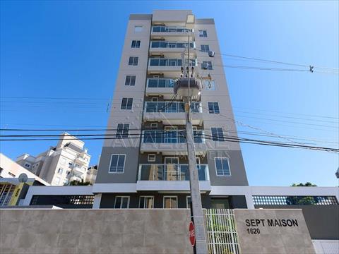 Apartamento para locacao no Alto da Rua XV em Curitiba com 61m² por R$ 2.750,00