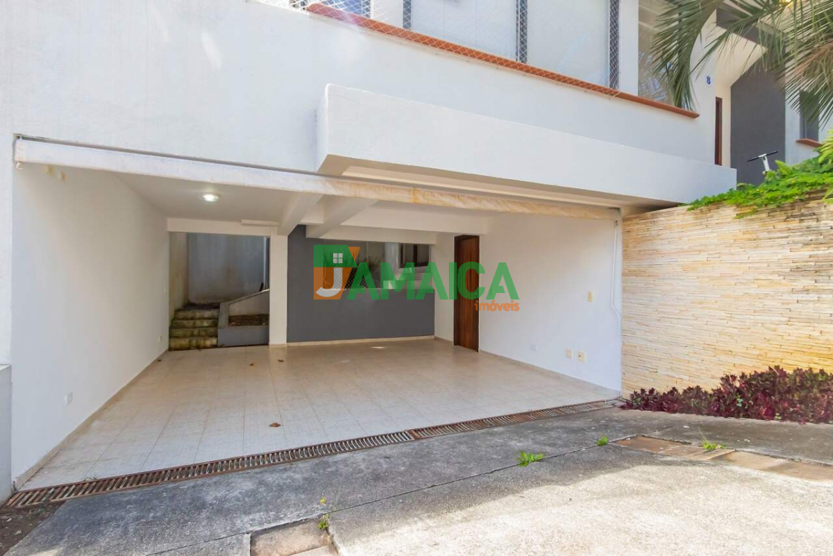 Sobrado para venda no Butiatuvinha em Curitiba com 197,00m² por R$ 1.600.000,00