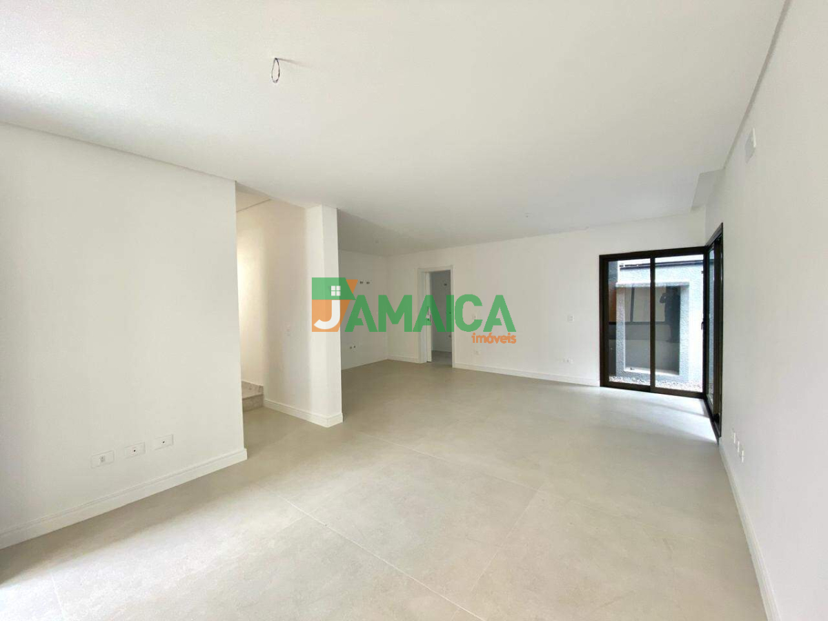 Sobrado para venda no Jardim das Américas em Curitiba com 160,00m² por R$ 1.350.000,00