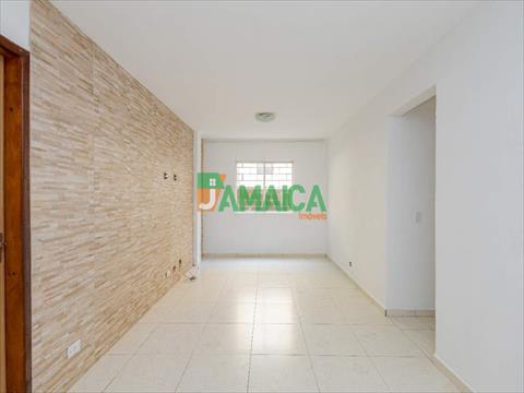 Apartamento para locacao no Xaxim em Curitiba com 80m² por R$ 1.700,00