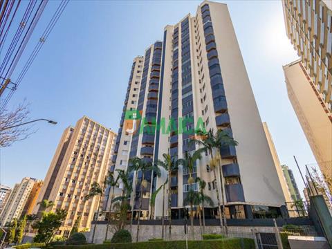 Apartamento para locacao no Bigorrilho em Curitiba com 244,00m² por R$ 5.200,00