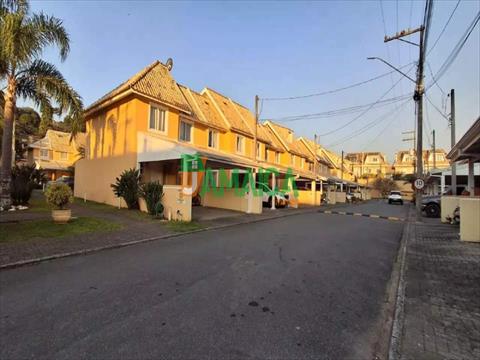 Sobrado para locacao no Guabirotuba em Curitiba com 95m² por R$ 3.950,00