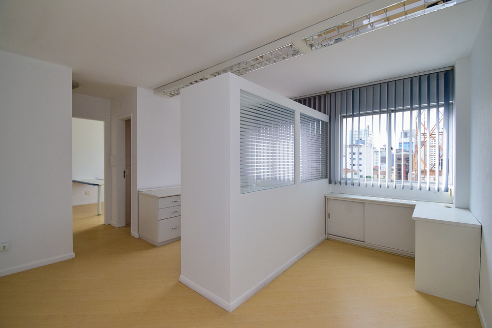 Imovel Comercial para venda no Centro em Curitiba com 54,78m² por R$ 110.000,00