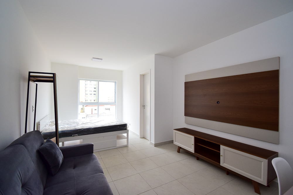 Apartamento para locacao no Centro em Curitiba com 42,58m² por R$ 1.850,00