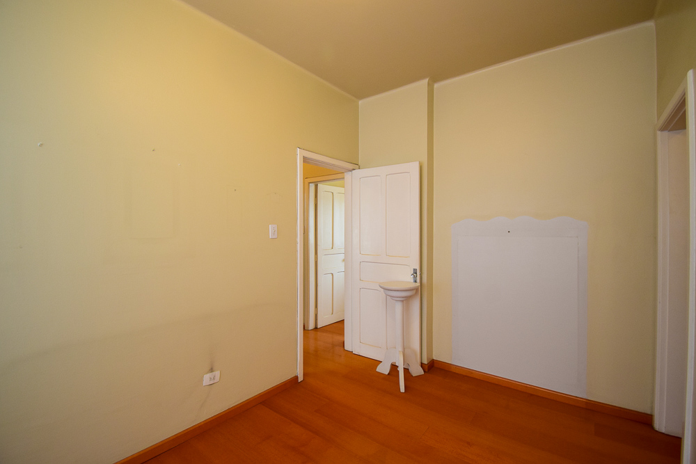 Apartamento para venda no Centro em Curitiba com 80,00m² por R$ 300.000,00