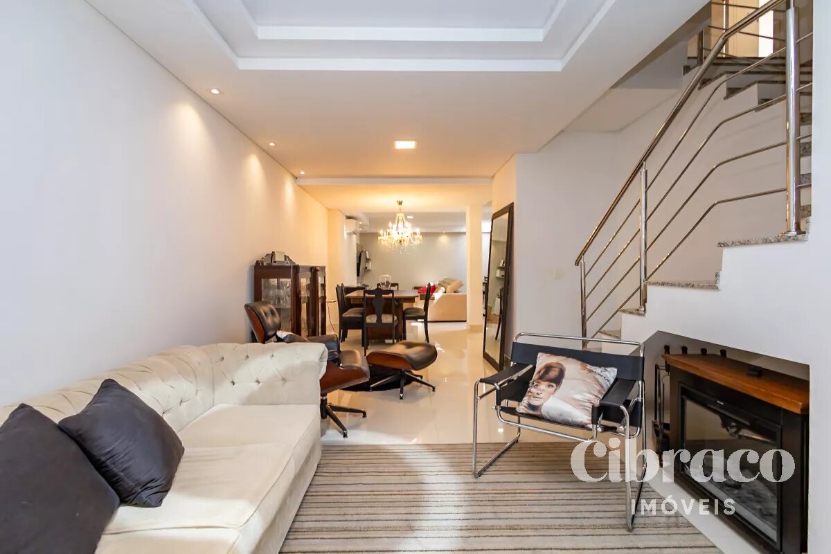 Sobrado para venda no Bacacheri em Curitiba com 196m² por R$ 1.530.000,00