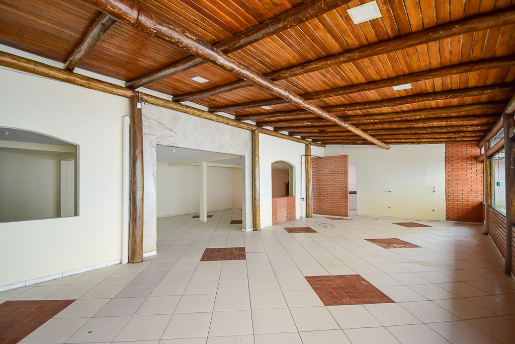 Casa para venda no Rebouças em Curitiba com 320,00m² por R$ 1.800.000,00