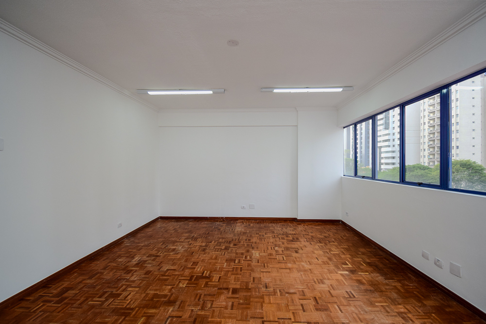 Imovel Comercial para locacao no Bigorrilho em Curitiba com 50,00m² por R$ 1.500,00