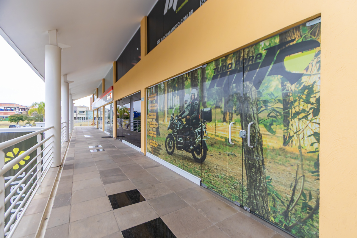 Imovel Comercial para locacao no Alphaville Graciosa em Pinhais com 81,00m² por R$ 2.600,00